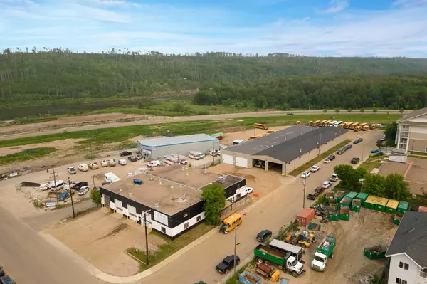 8030 Golosky AVE, Fort Mcmurray, AB T9H 1V5