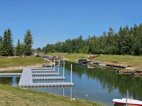 Rural Ponoka County, AB T0C 2J0,681 Springside Crescent