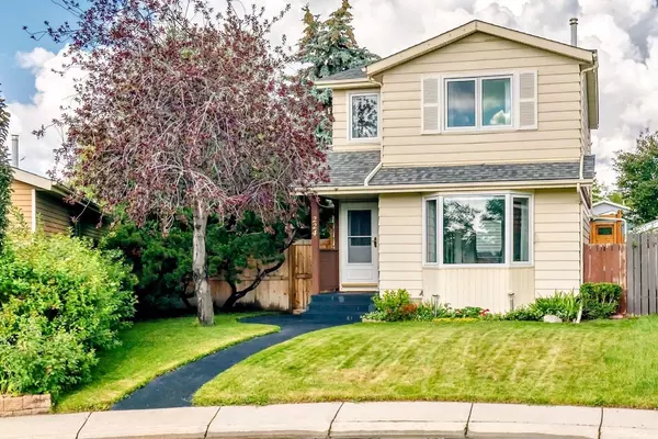 224 Erin Dale PL Southeast, Calgary, AB T2B 2R7
