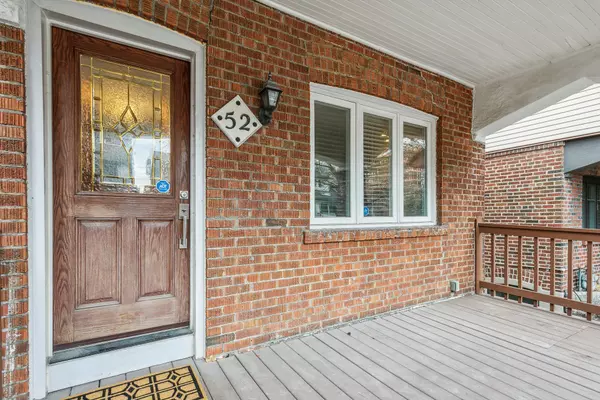 52 Hillsdale AVE W, Toronto C03, ON M5P 1E8