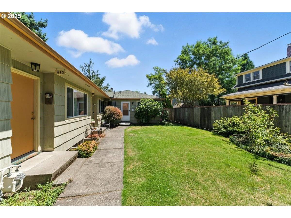 Portland, OR 97213,606 NE 72ND AVE
