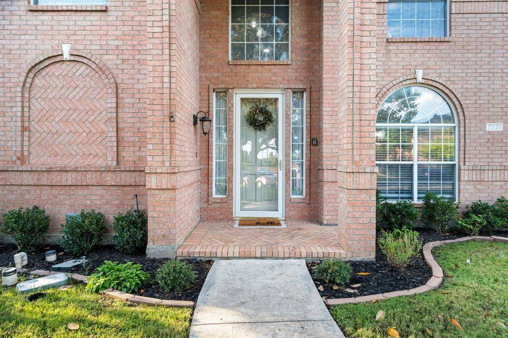 Carrollton, TX 75006,2221 Cristina Circle