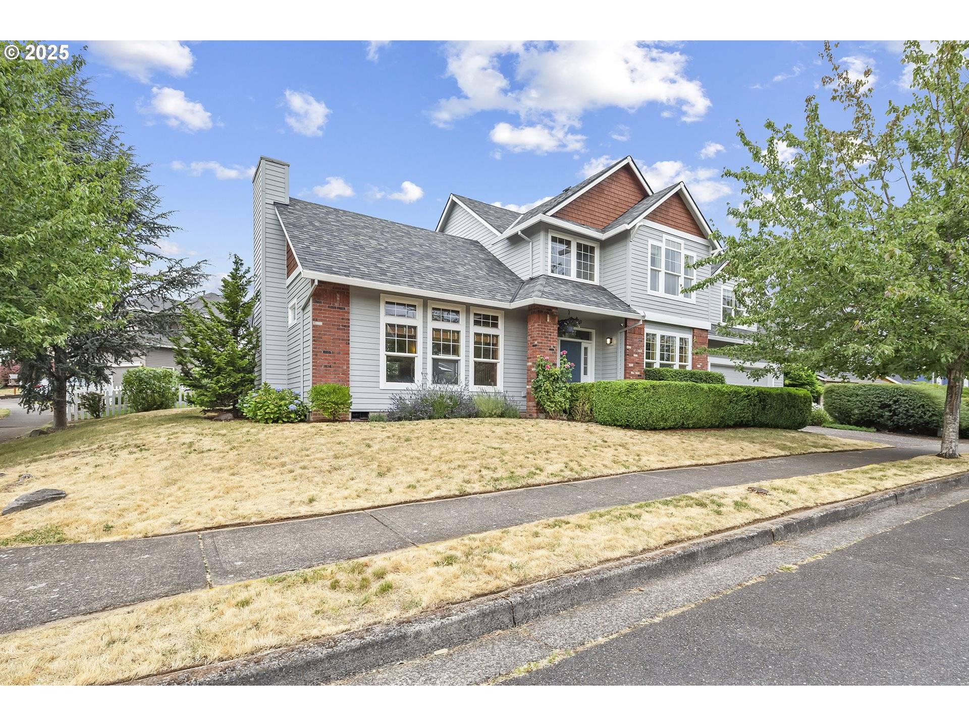 19824 BENNINGTON CT, West Linn, OR 97068
