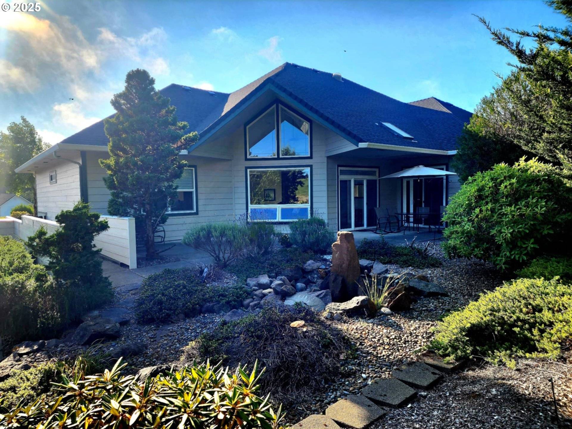 Florence, OR 97439,2148 WILLOW LOOP