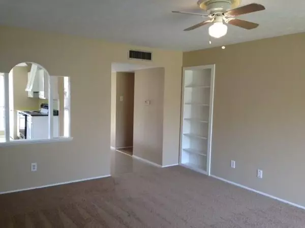 The Colony, TX 75056,5041 AMHURST Lane