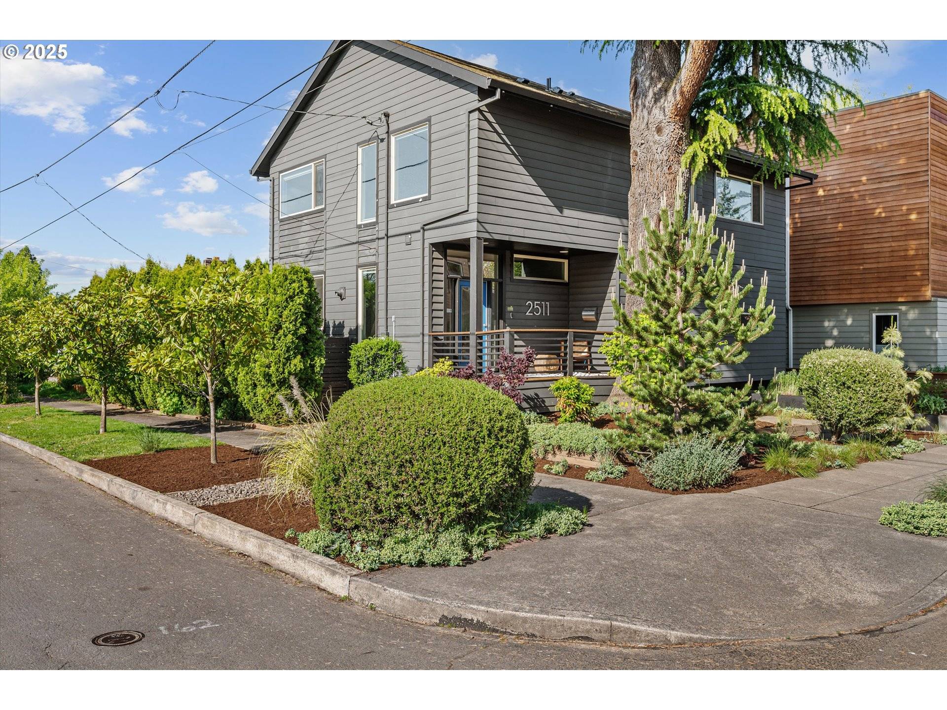 2511 NE HIGHLAND ST, Portland, OR 97211