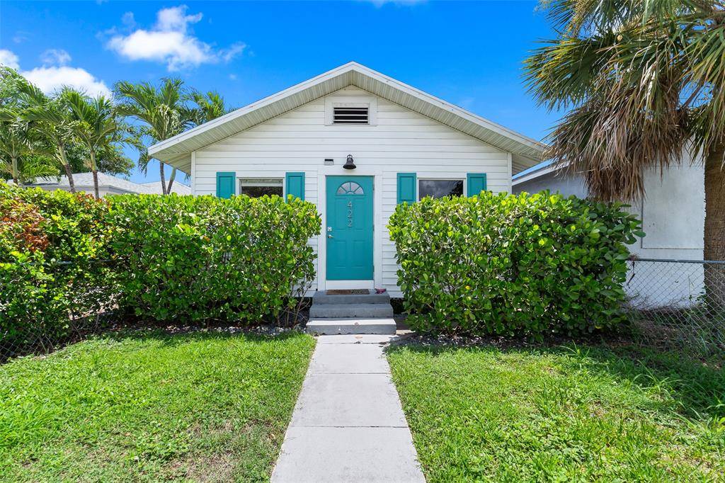 422 N H St, Lake Worth Beach, FL 33460