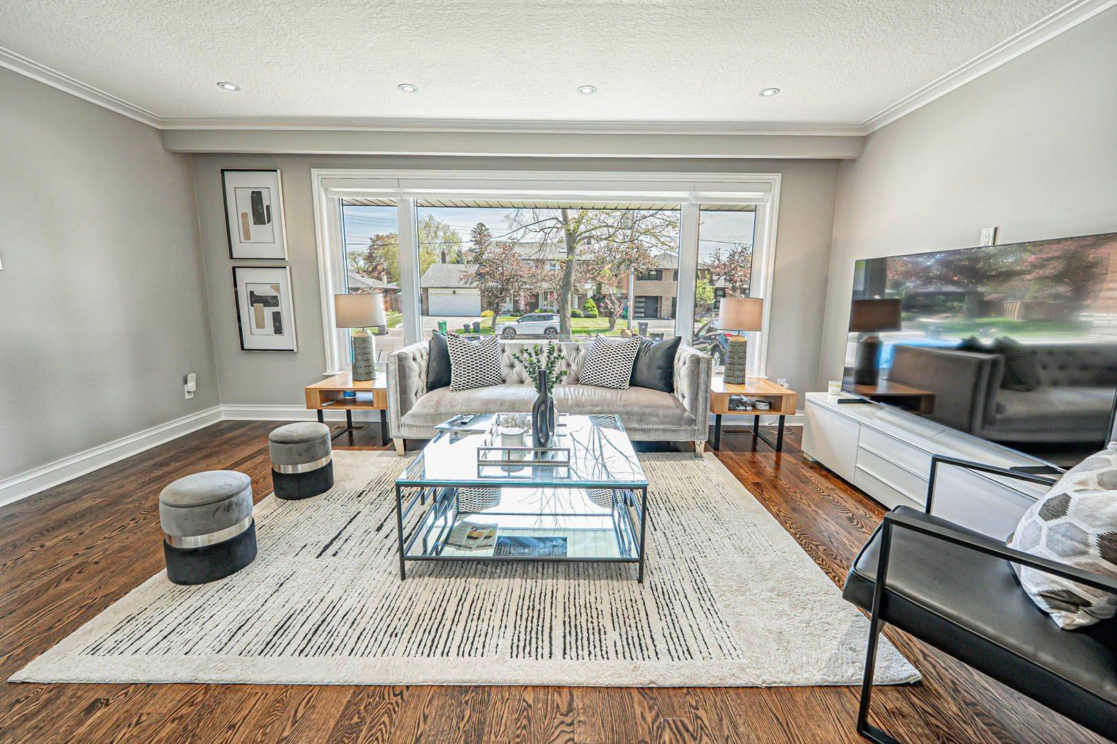 Mississauga, ON L4X 1J2,2255 Denise RD