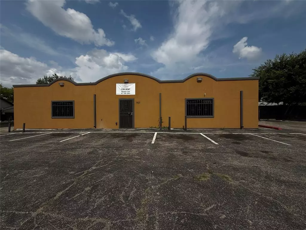 Fort Worth, TX 76105,1901 Vaughn Boulevard