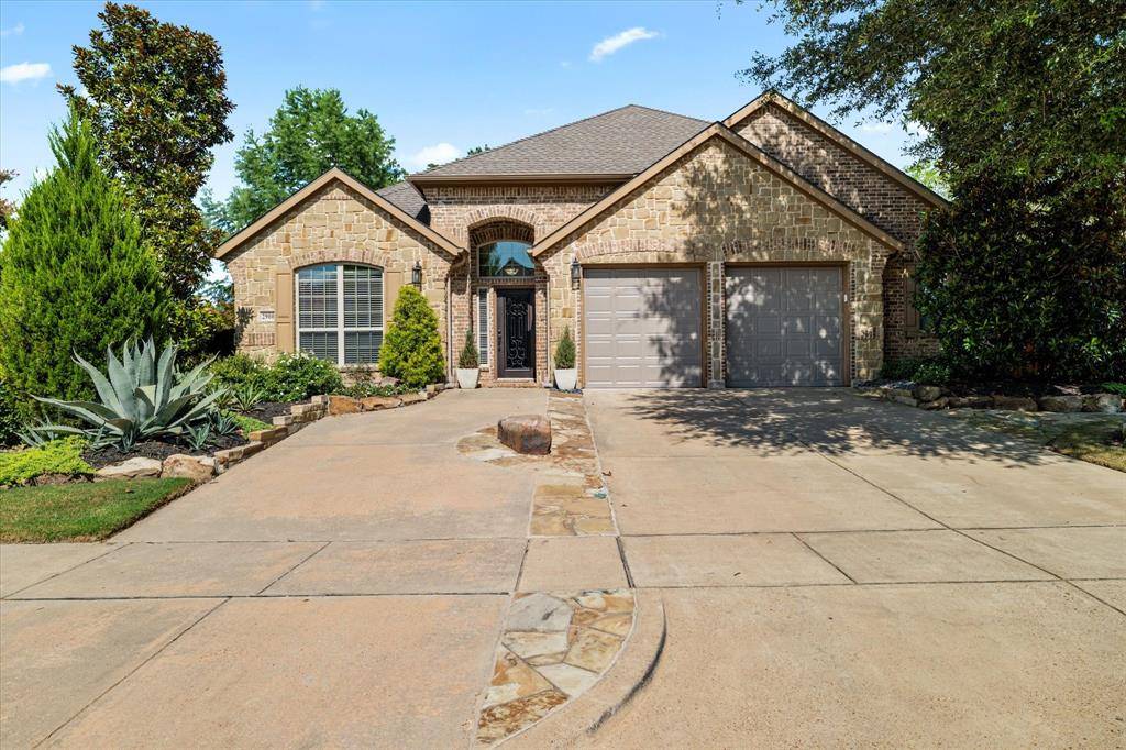 2900 Blue Heron Drive, Mesquite, TX 75181