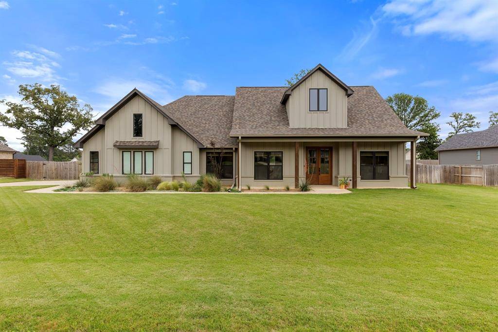Tyler, TX 75706,14816 Woodland Creek Drive