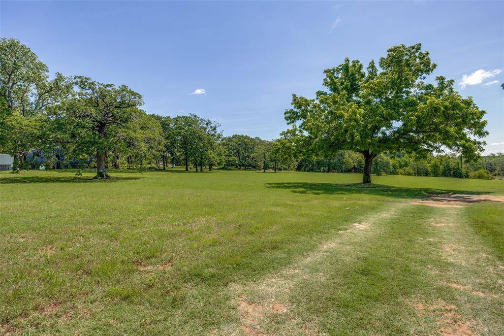 Whitesboro, TX 76273,116 County Road 142