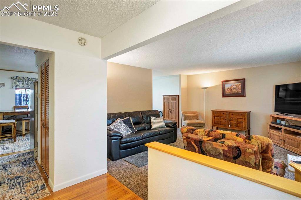 Colorado Springs, CO 80918,2775 Flintridge CIR