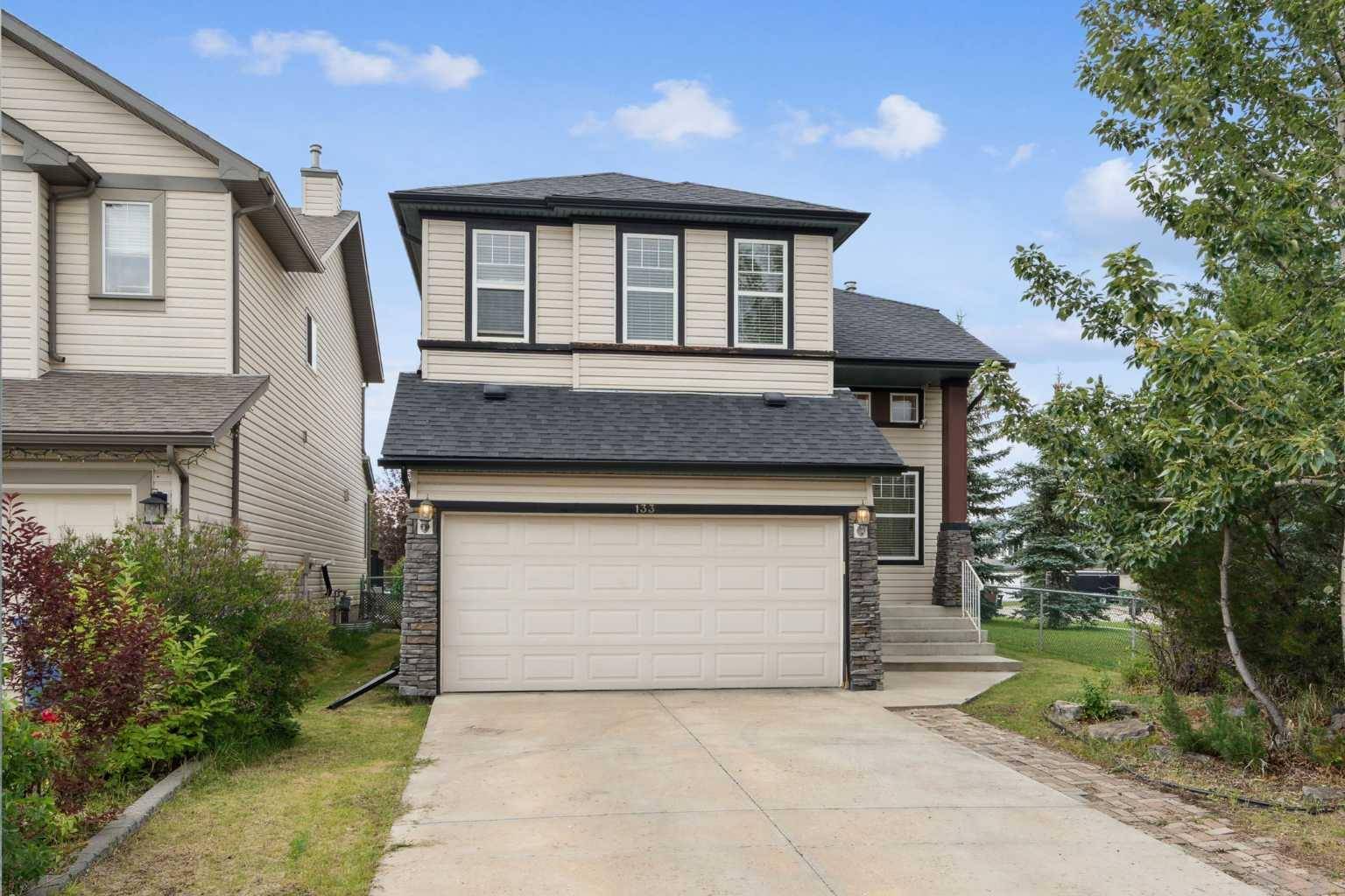 Calgary, AB T2Y 4B2,133 Somerglen WAY Southwest