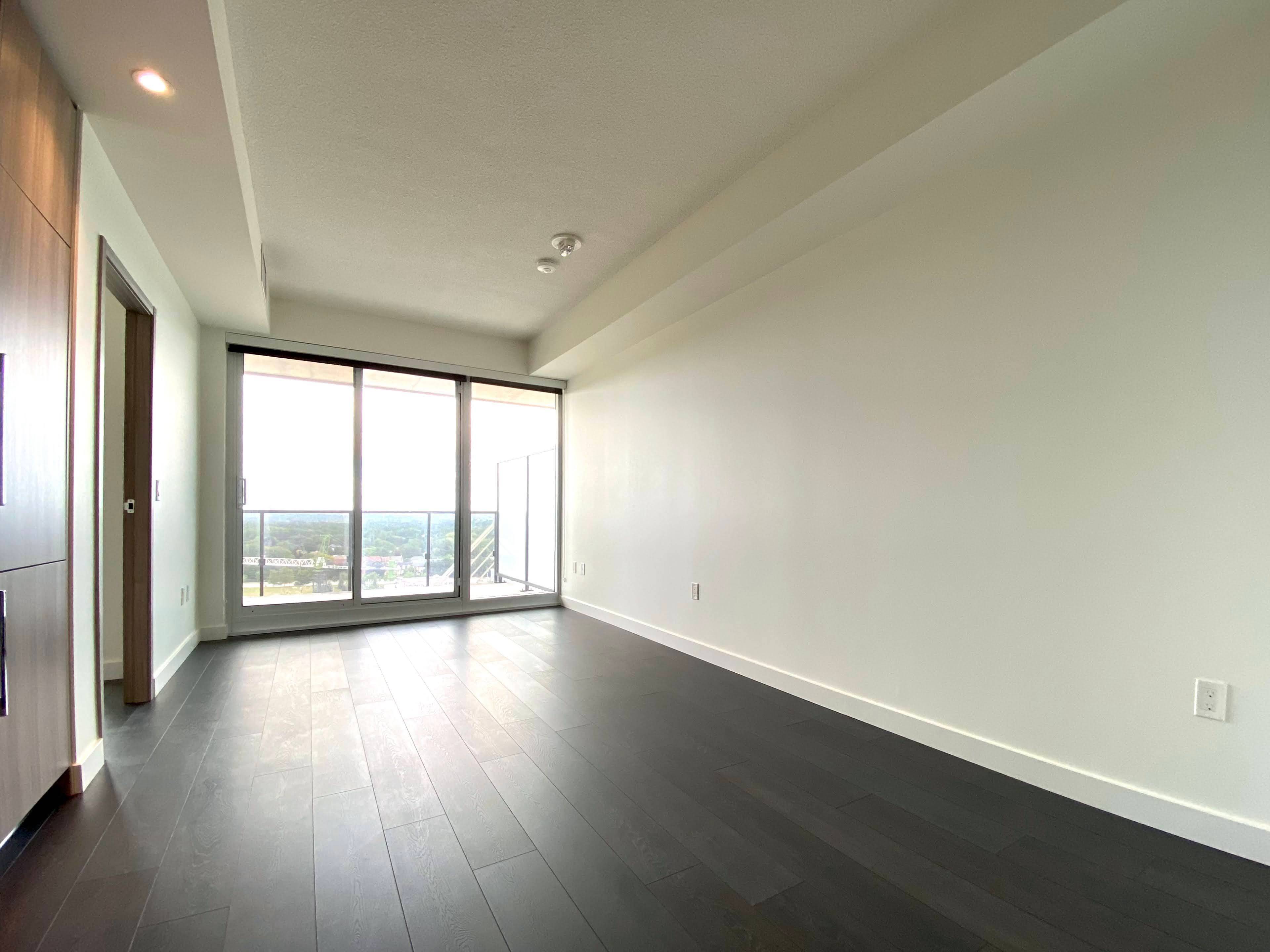 Toronto C15, ON M5V 0H1,85 McMahon DR #1710