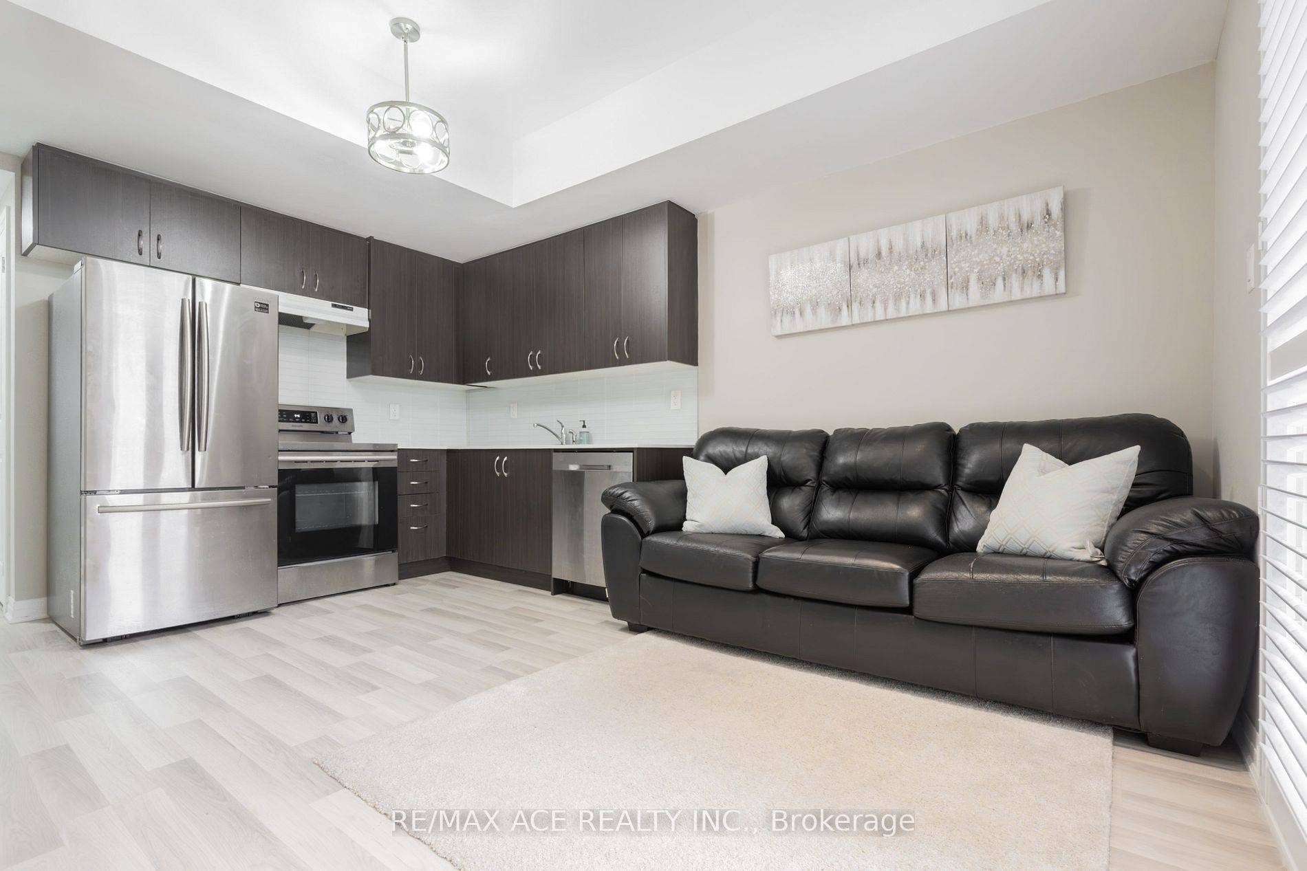 Toronto E11, ON M1B 0C6,1365 Neilson RD #23