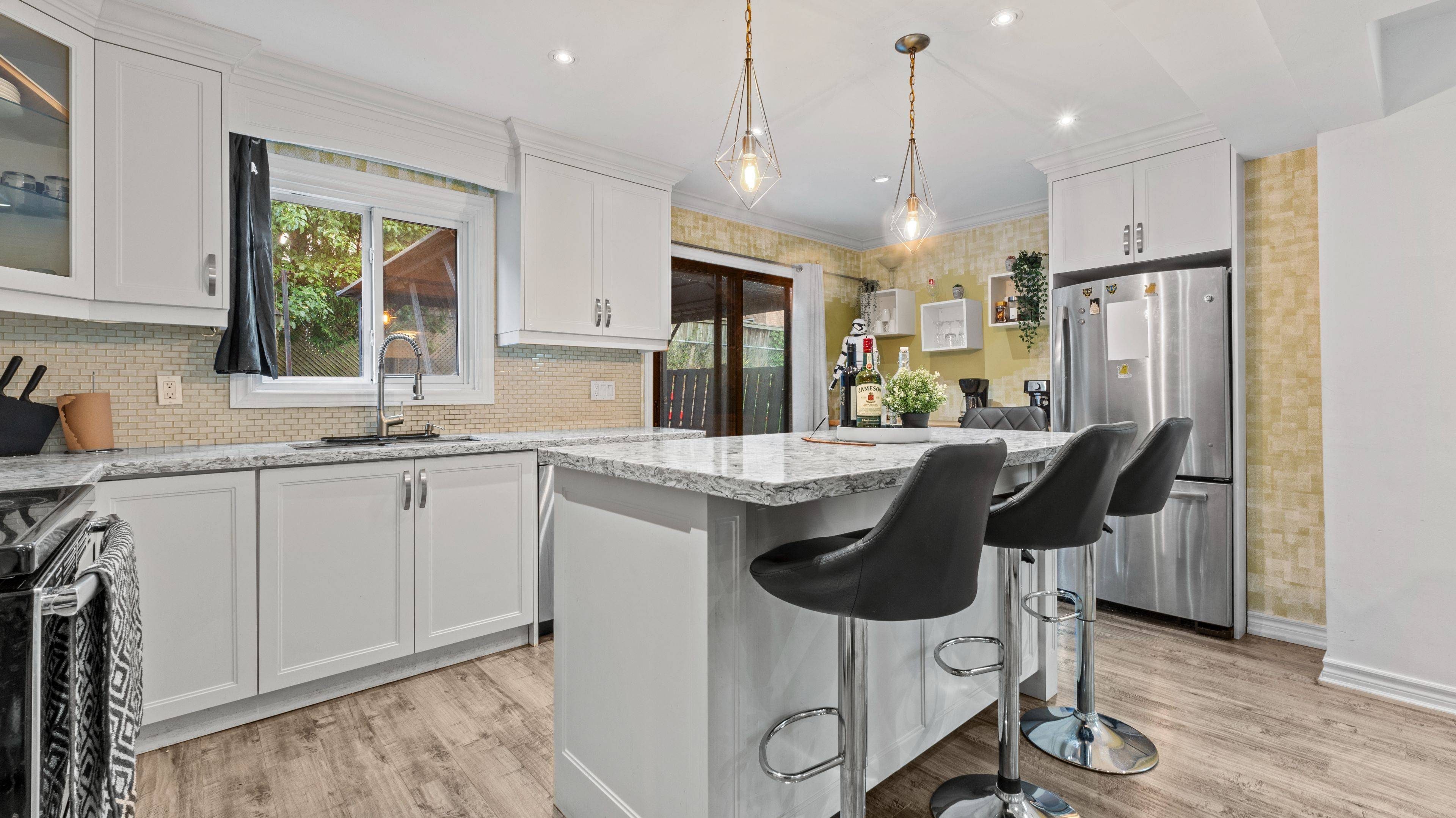 Pickering, ON L1X 2A5,2150 Duberry DR