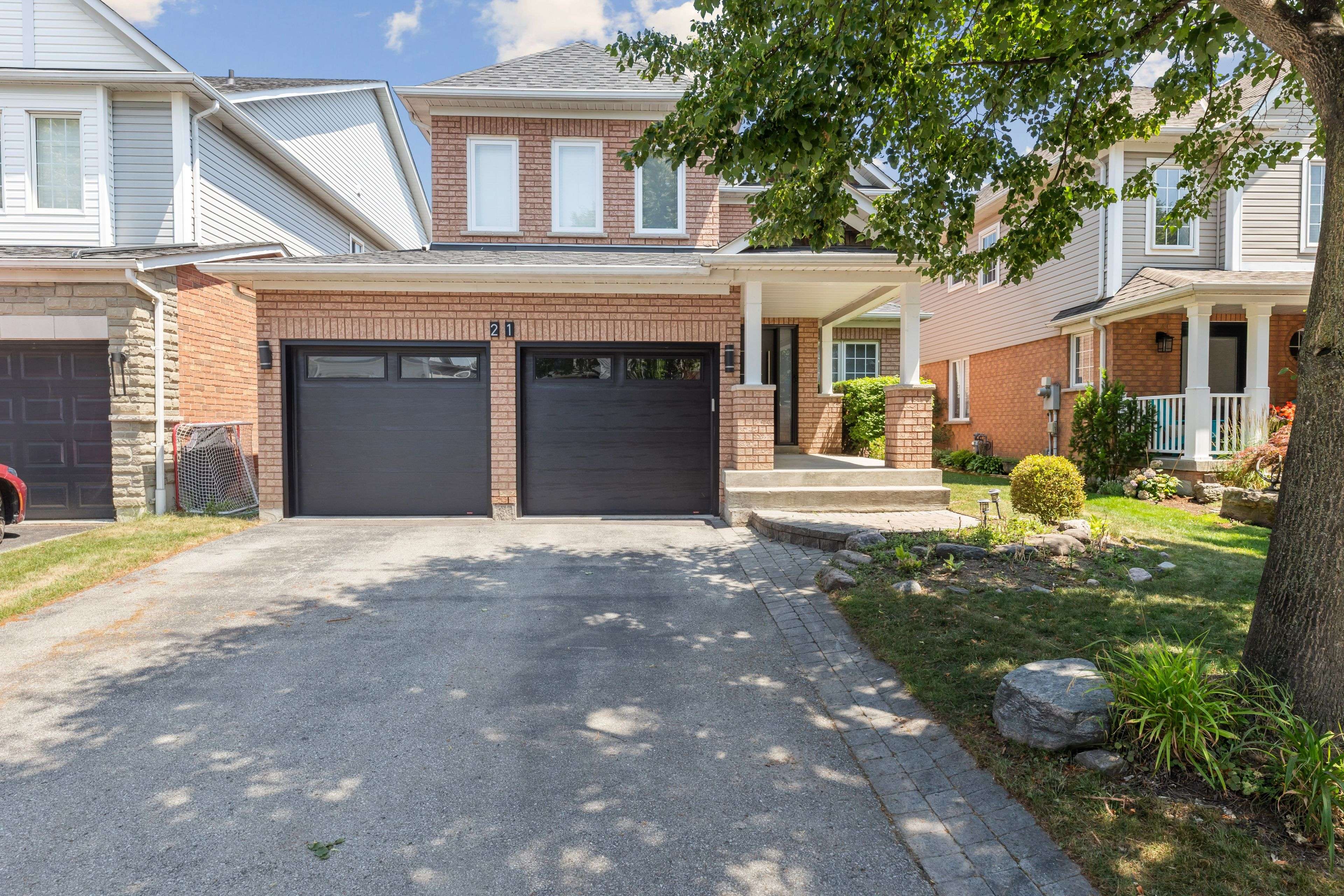 21 Wiseman DR, Ajax, ON L1Z 1K9