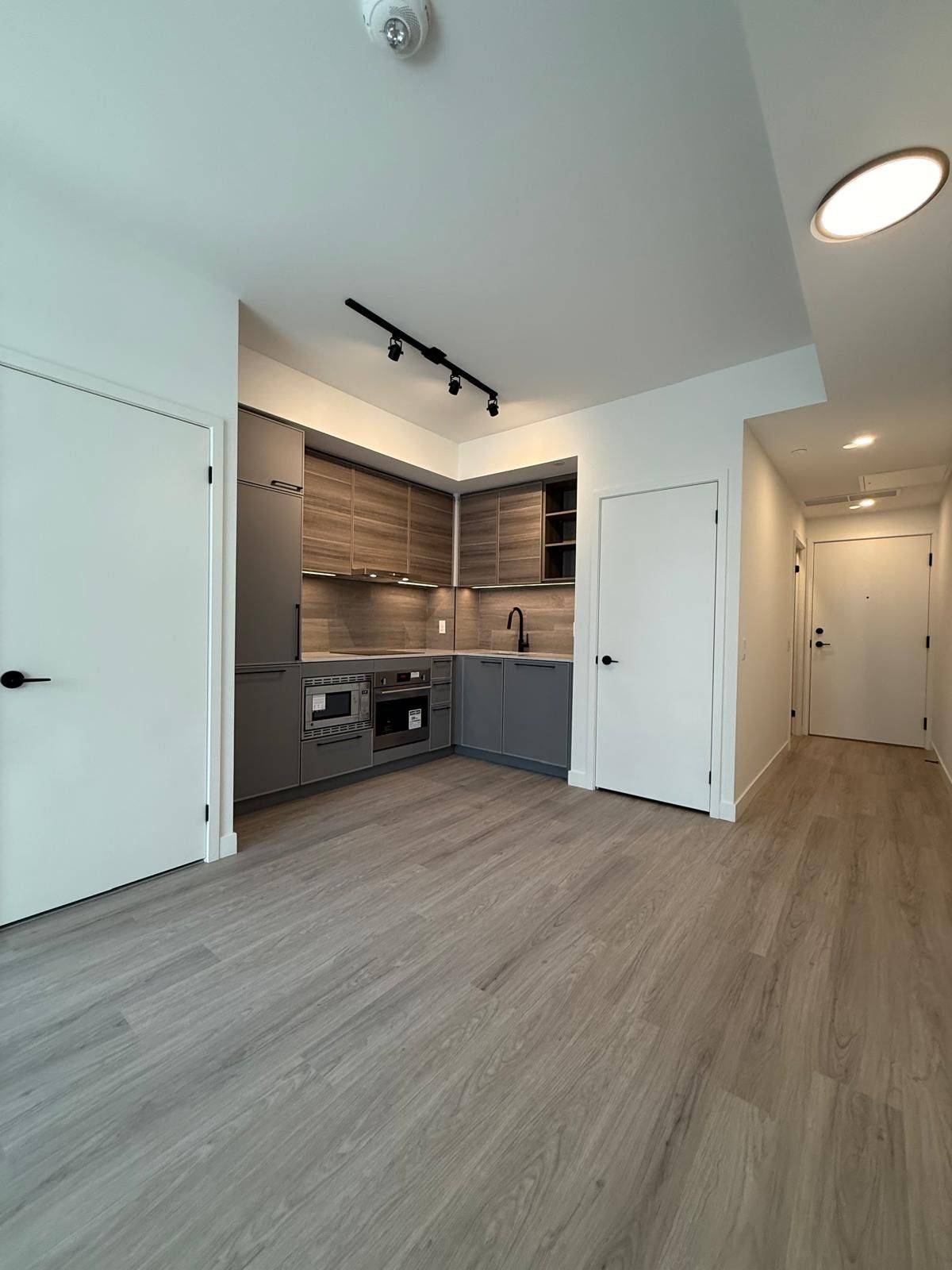1050 Eastern AVE E #531, Toronto E01, ON M4L 0B7