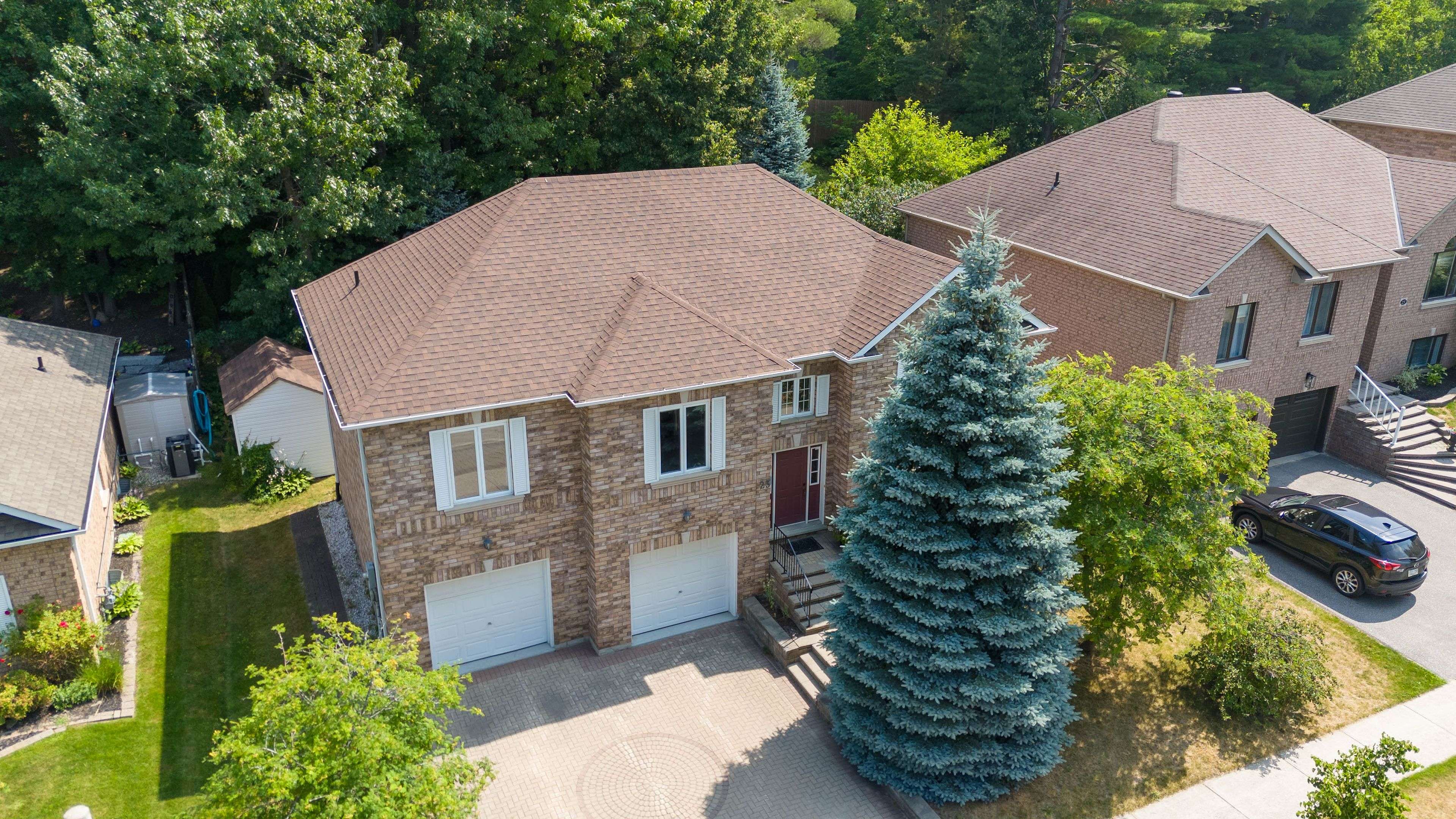 23 Grouse GLN, Barrie, ON L4N 7Z5