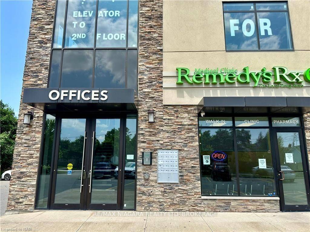 359 CARLTON ST #203, St. Catharines, ON L2N 1C2
