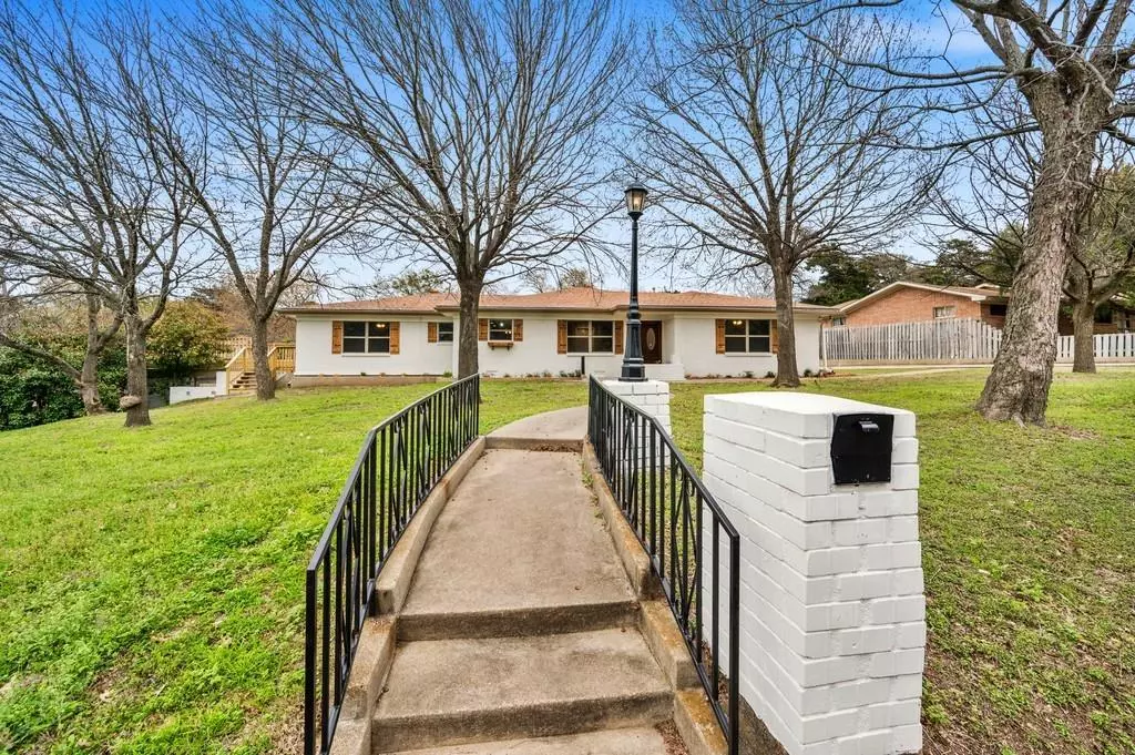 Woodway, TX 76712,433 Sharron Drive
