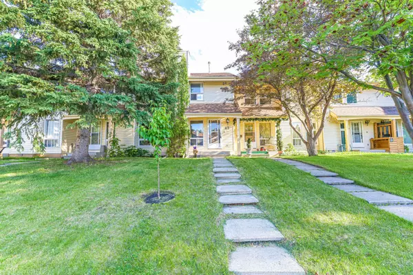 Calgary, AB T2W 3P1,47 Woodhill CT SW