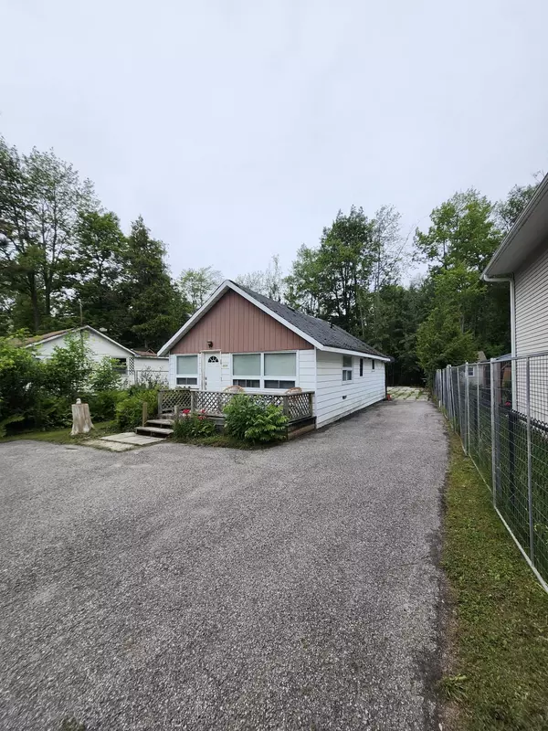 Wasaga Beach, ON L9Z 1V6,3124 Mosley ST