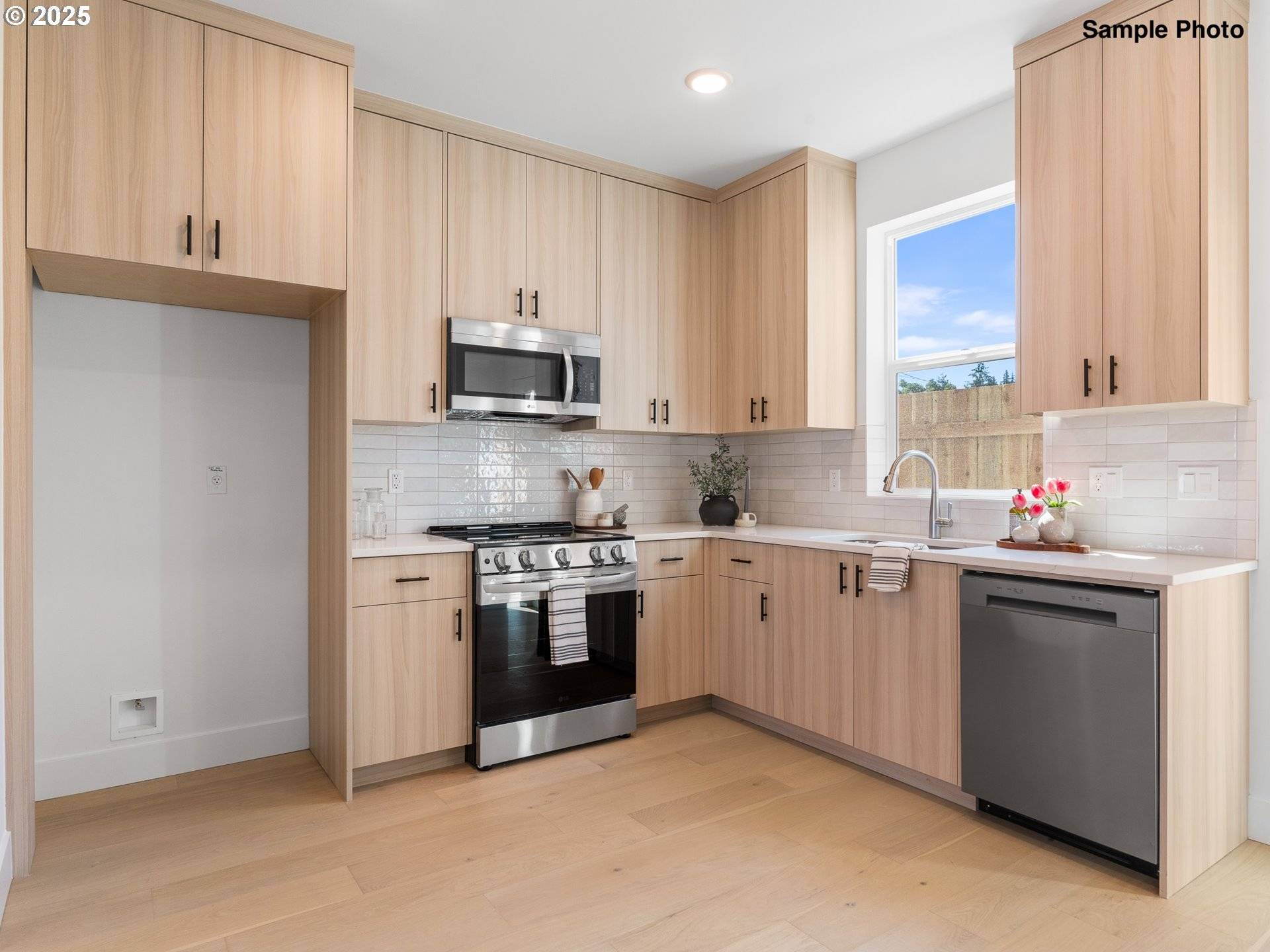 Portland, OR 97218,4370 NE Going ST #12