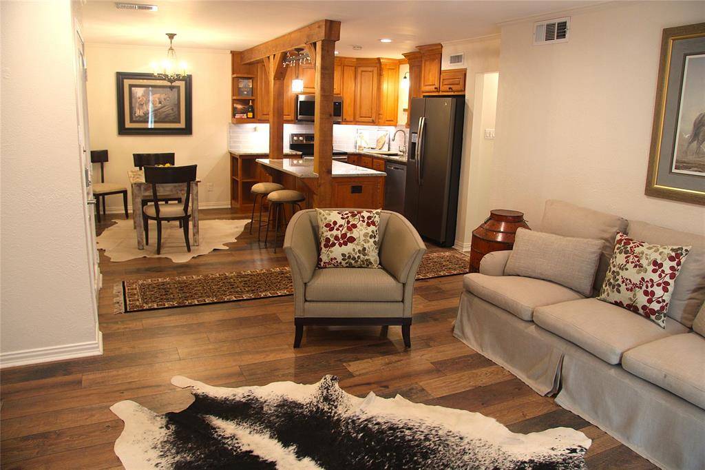 4320 Holland Avenue #202, Dallas, TX 75219
