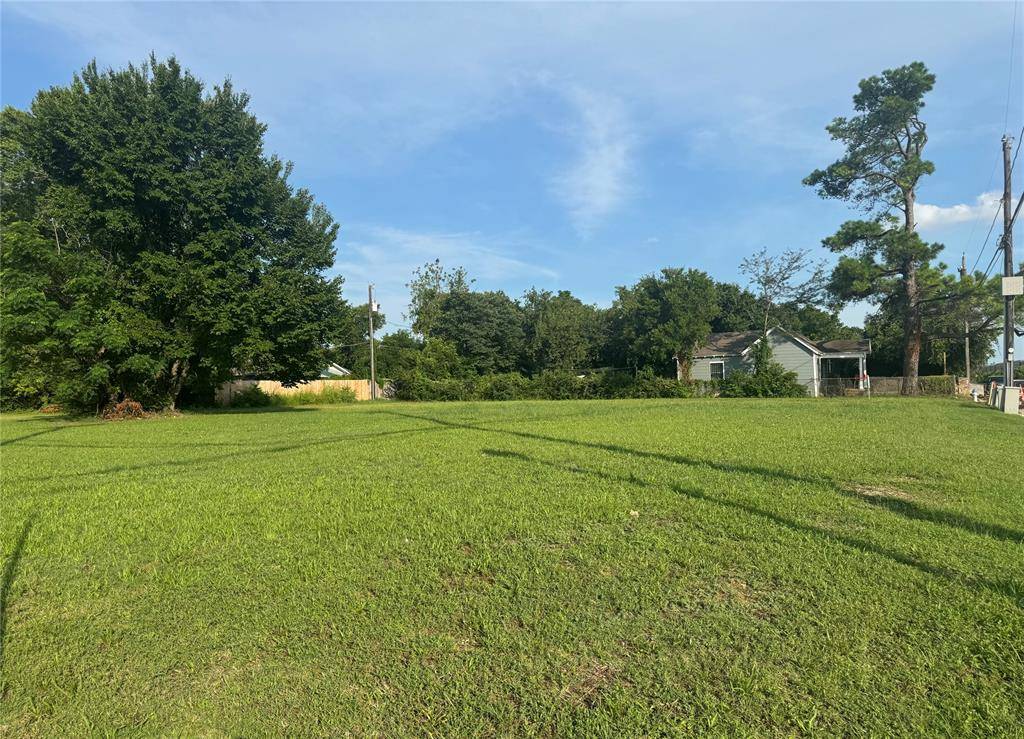 7902 Carbondale Street, Dallas, TX 75216