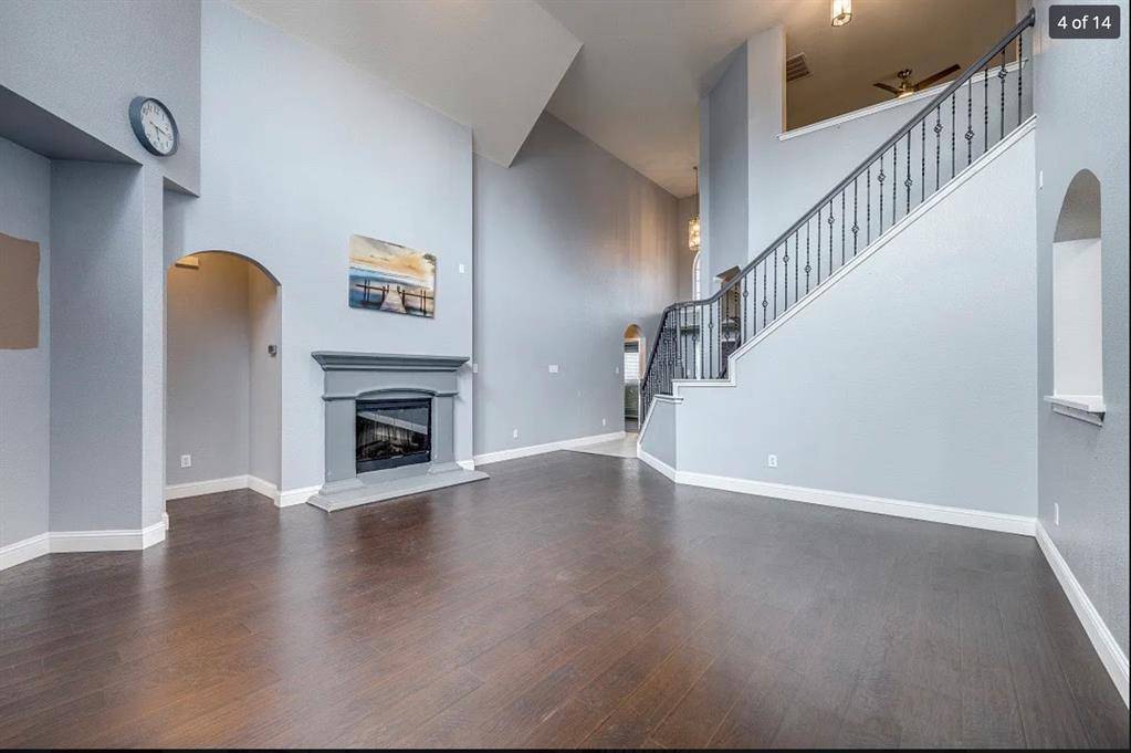 Grand Prairie, TX 75052,5824 Ivy Glen Drive