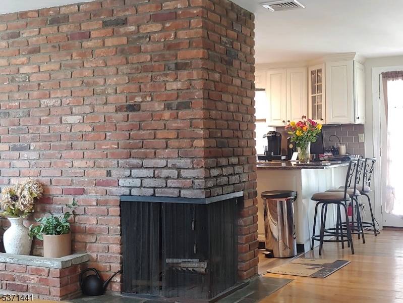 Sparta Twp., NJ 07871,13 Wallkill Rd