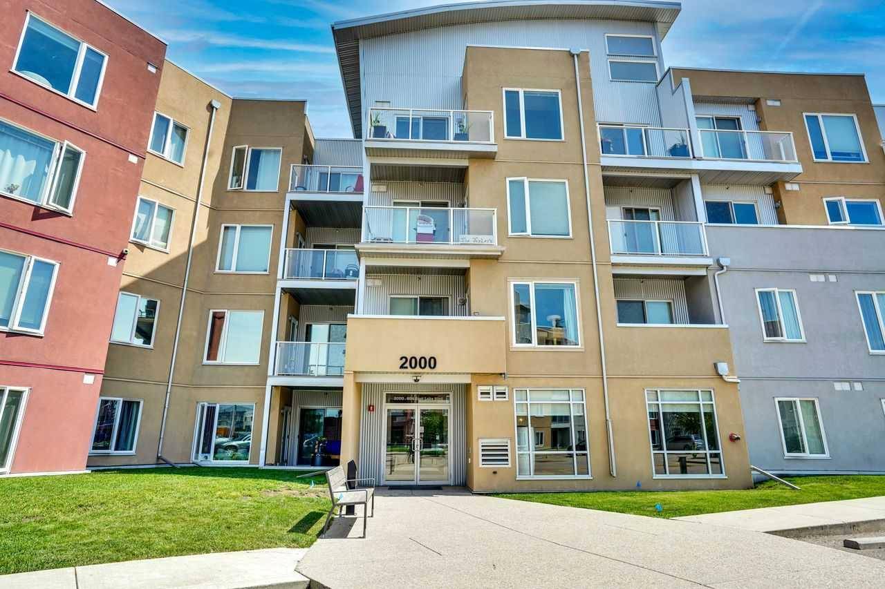 Airdrie, AB T4A 0G6,604 East Lake BLVD NE #2319