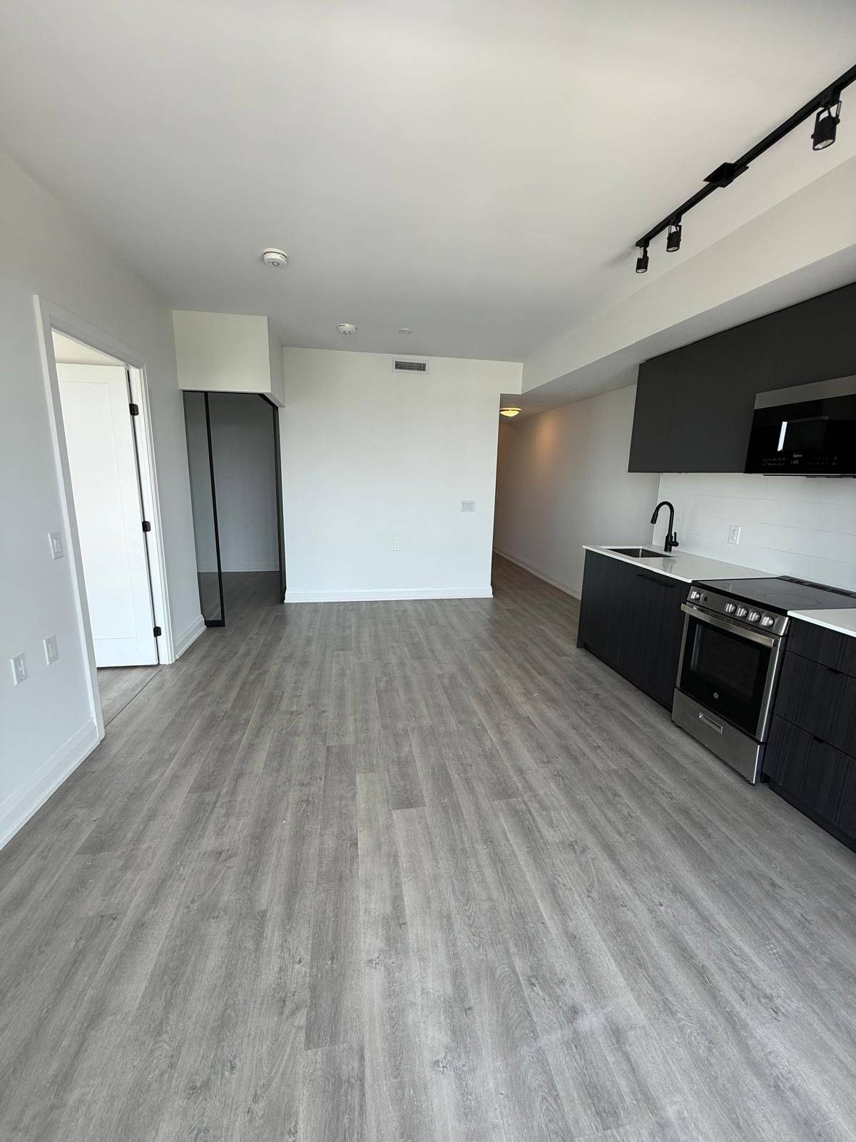 Toronto E02, ON M4C 0B1,2369 Danforth AVE #902