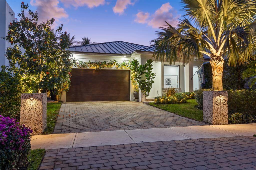 612 NE 17th Way, Fort Lauderdale, FL 33304