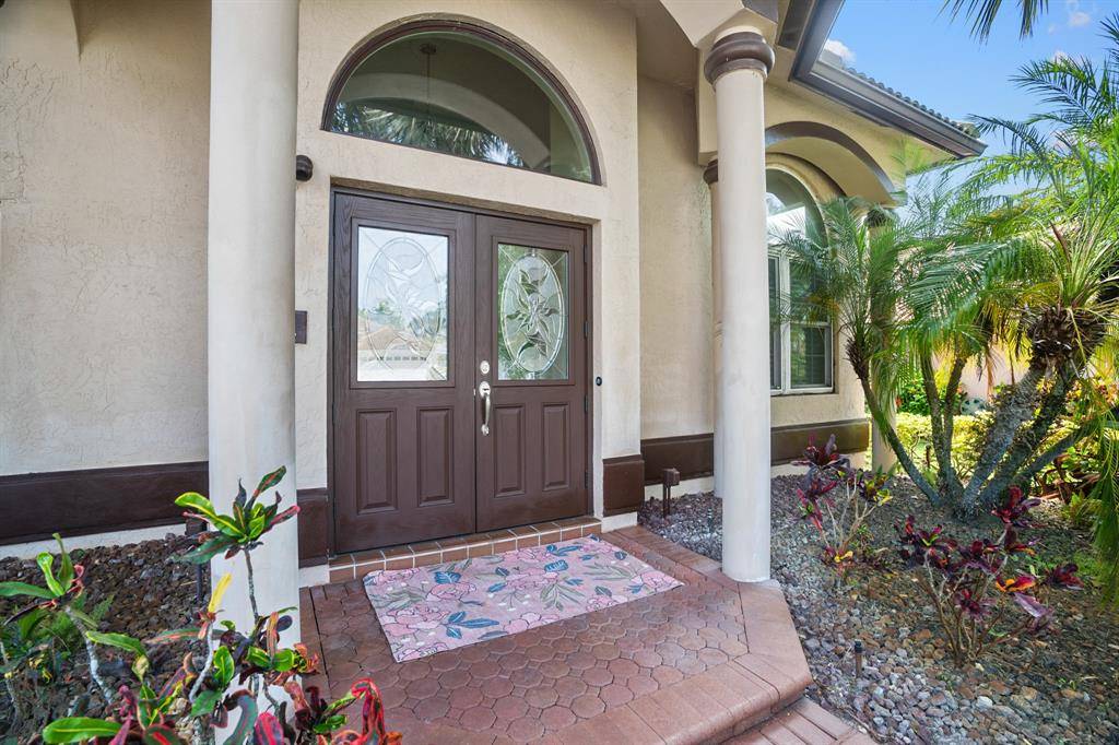 Boca Raton, FL 33498,19923 Dinner Key Dr