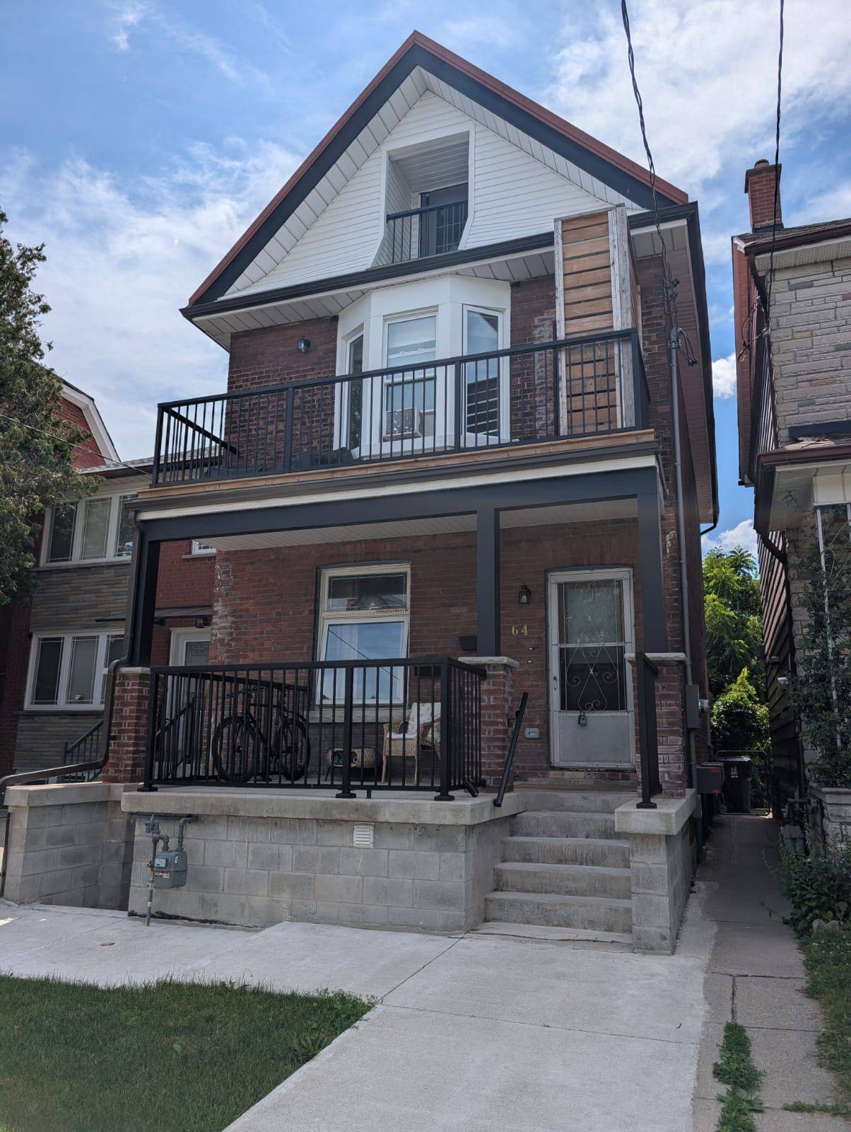 64 Russett AVE #Bsmt, Toronto W02, ON M6H 3M3