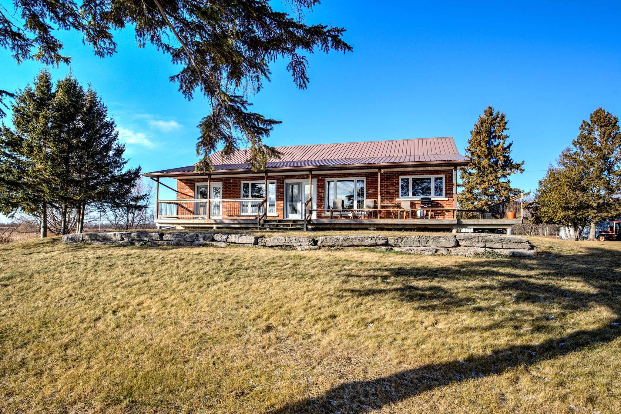 1125 Nine Mile Point RD, Frontenac Islands, ON K0H 2Y0
