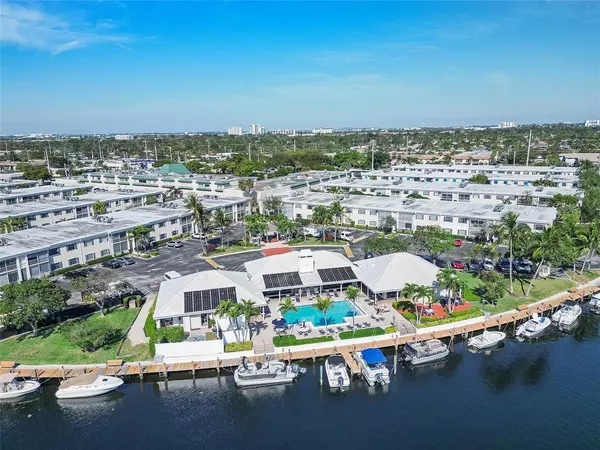Pompano Beach, FL 33060,170 Cypress Club Dr #727