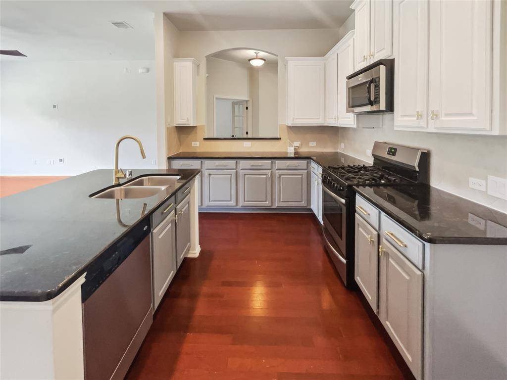 Little Elm, TX 75068,825 Lake Worth Trail