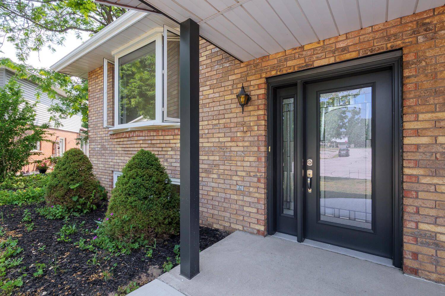 Saugeen Shores, ON N0H 2C4,887 nodwell CT