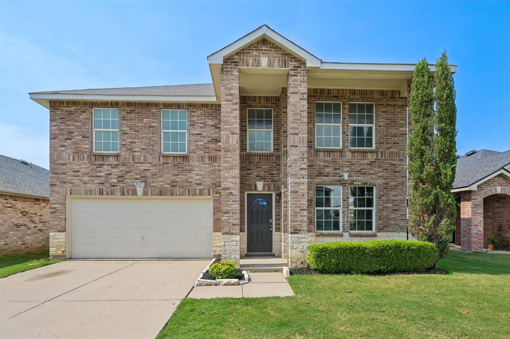 2825 Desert Drive, Denton, TX 76210