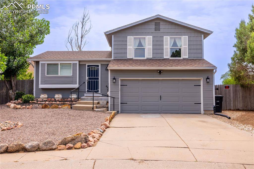 1945 Harwood CIR, Colorado Springs, CO 80916