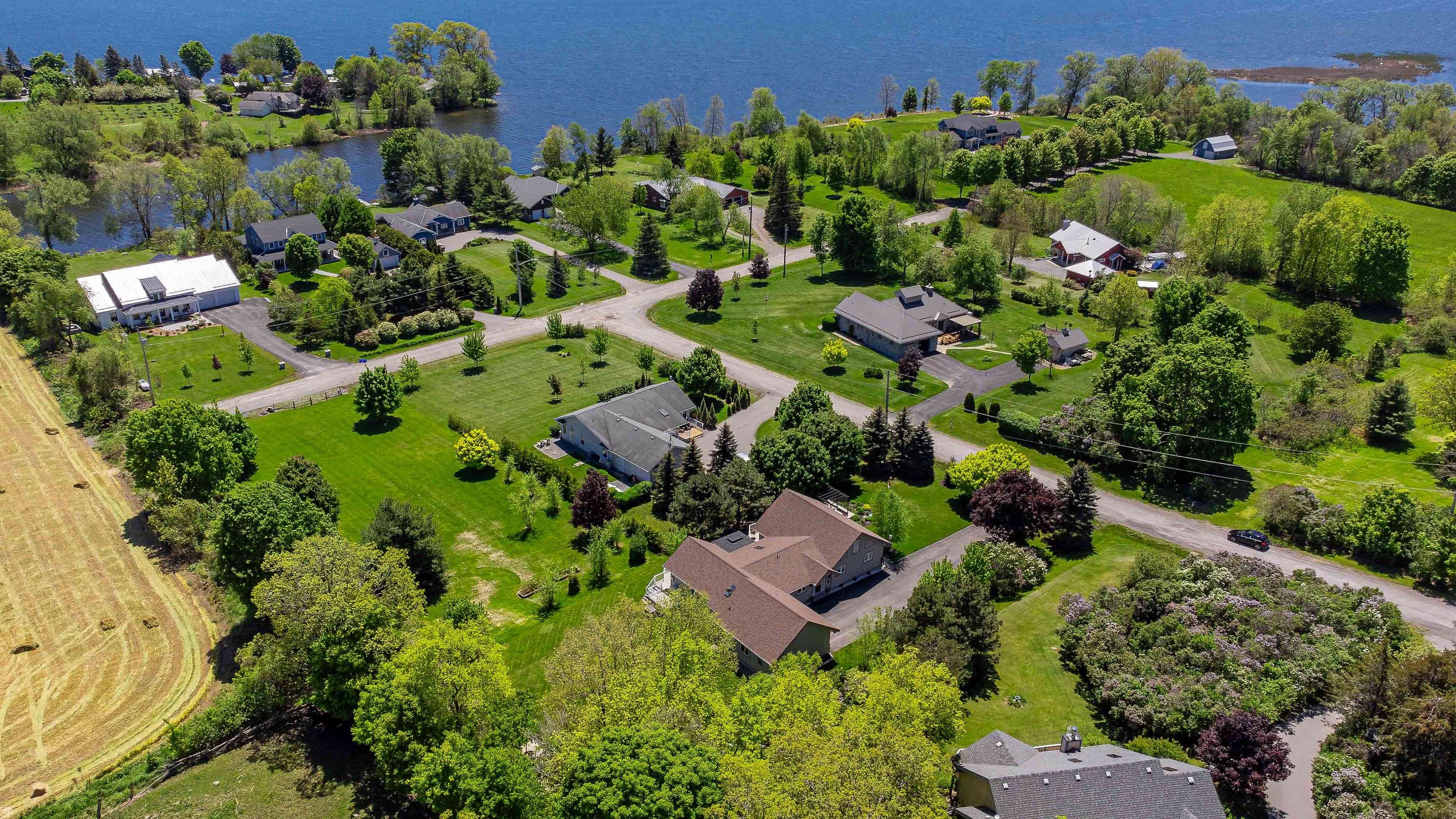 43 Smiths Bay AVE, Prince Edward County, ON K0K 2T0