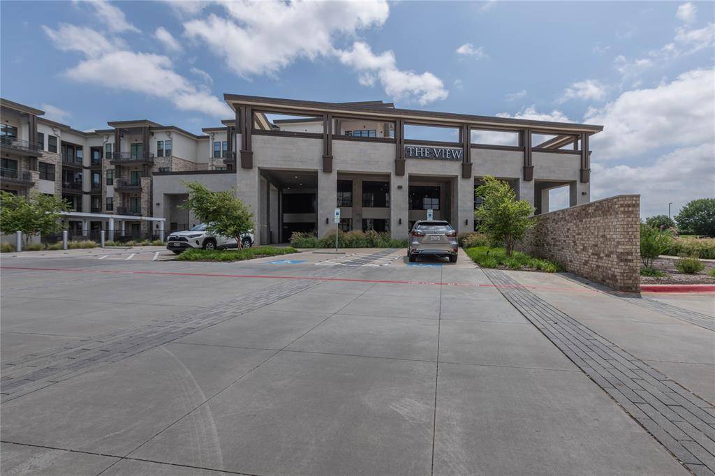 2700 Old Denton Road #1011, Carrollton, TX 75007