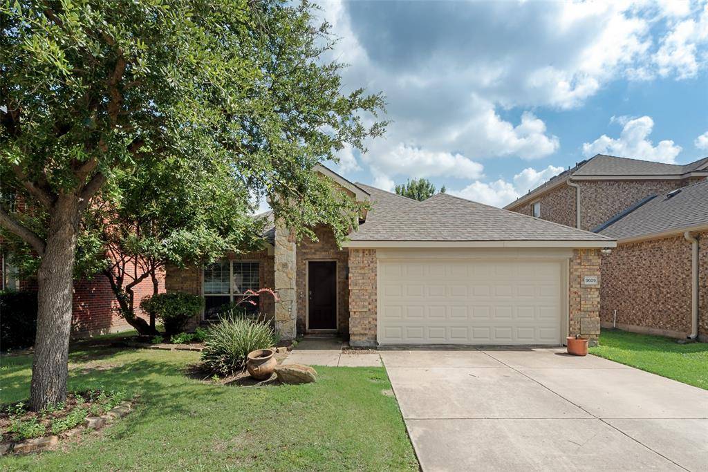 Mckinney, TX 75072,9609 Falcons Fire Drive