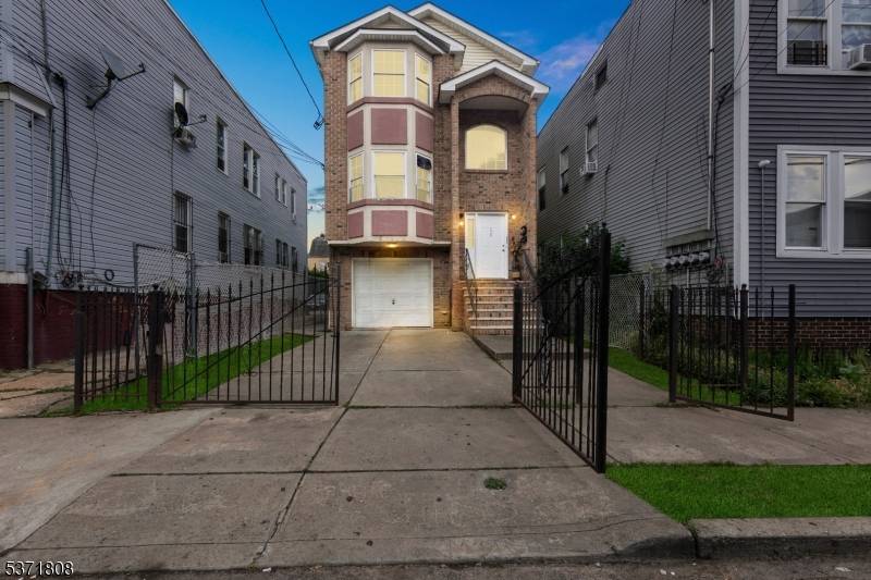 Newark City, NJ 07112,56 Willoughby St