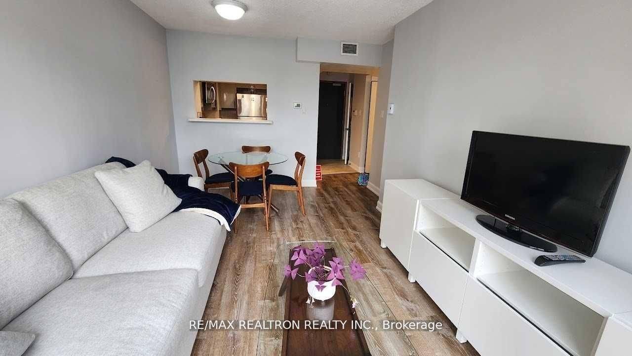 7 Broadway AVE #211, Toronto C10, ON M4P 3C5