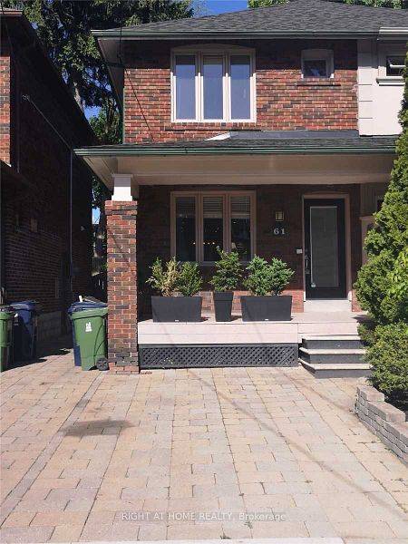 61 Unsworth AVE, Toronto C04, ON M5M 3C4